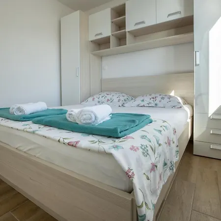 아파트 Nimfa Zivogosce 이그라네